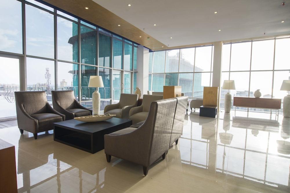 Platinum One Suites - Interior Entrance