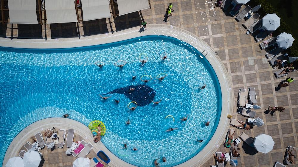 Baia Lara Hotel - Outdoor Pool