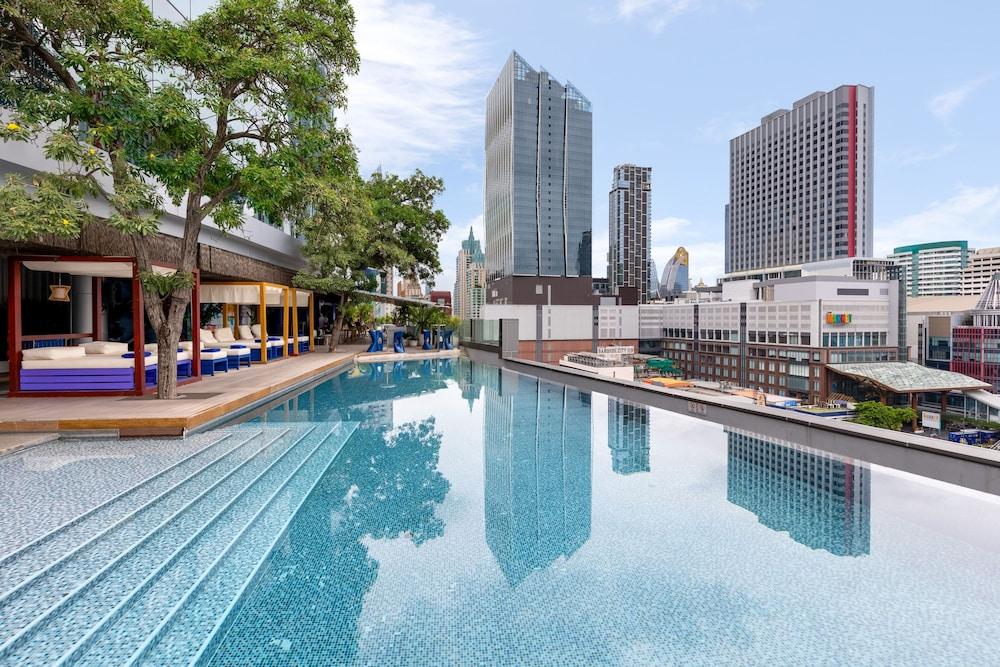 Novotel Bangkok Platinum - Rooftop Pool