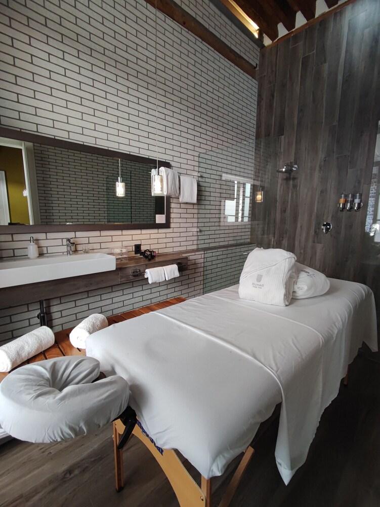 Design Hotel MUMEDI - Massage