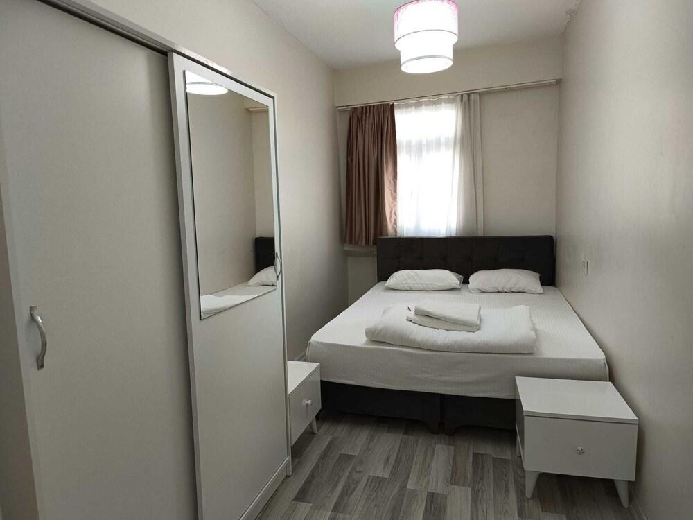 White Crown Apartman ve Yaşam Merkezi - Room