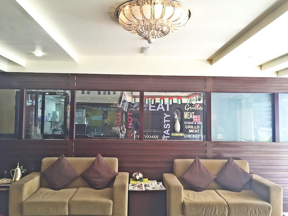 Ramee Rose Hotel Apartments Abu Dhabi - Lobby Sitting Area