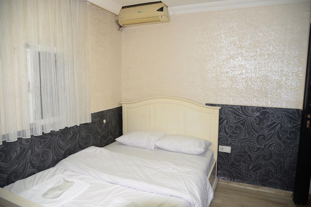 Taksim Flower Suit and Apartments - Room