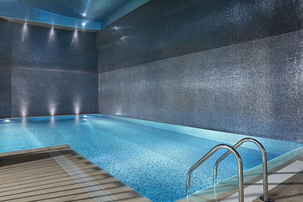 Melas Hotel Istanbul - Indoor Pool