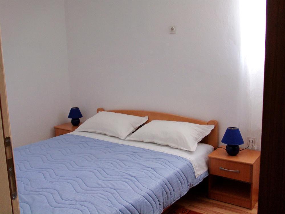Apartments Nedeljko - Room