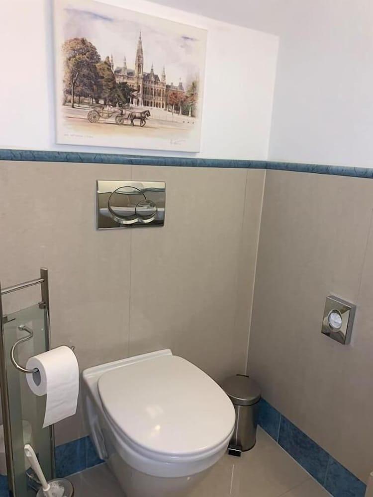 هوتل دوناوشتات كاجران - Bathroom
