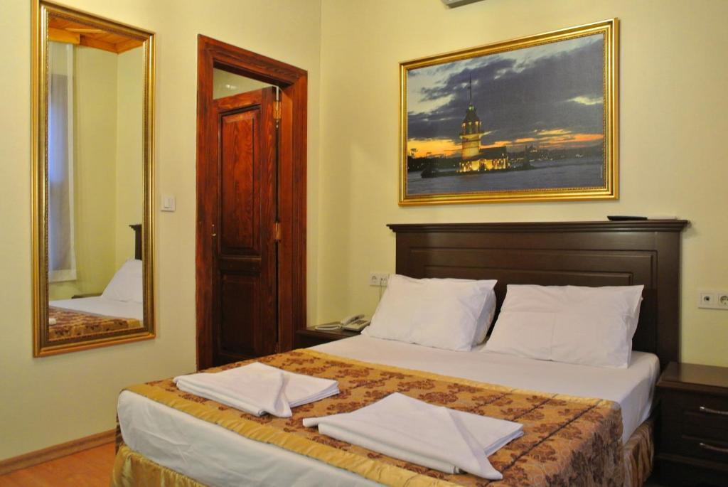 Room in Guest room - Double Bed With Private Bathroom Close Blue Mosque - Other