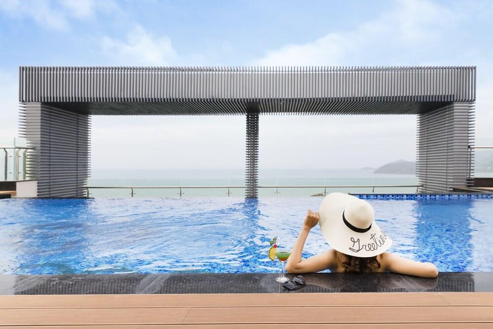 Asteria Comodo Nha Trang Hotel - Outdoor Pool