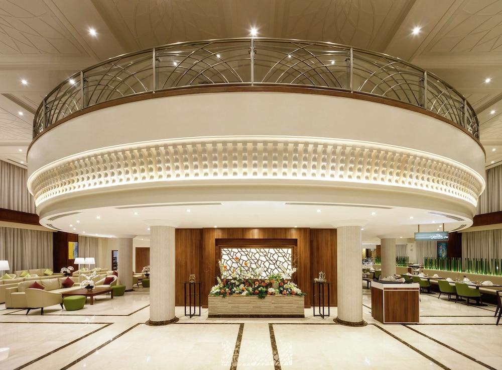 Hilton Garden Inn Al Jubail - Lobby