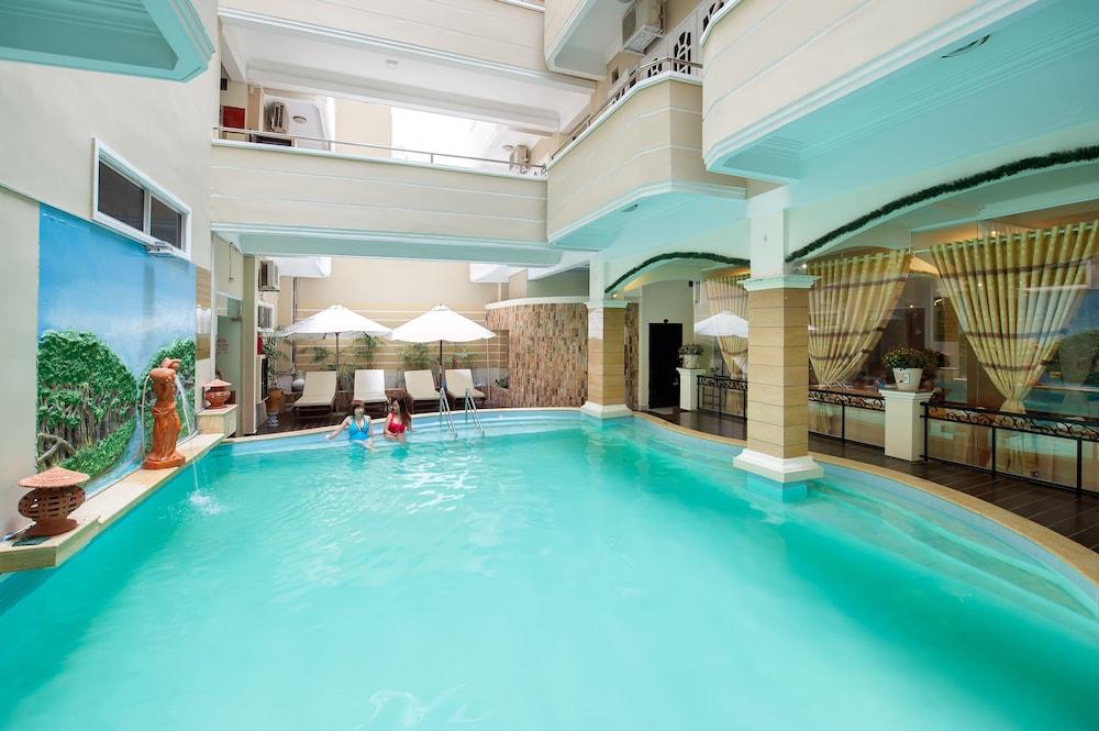 Palm Beach Hotel - Pool