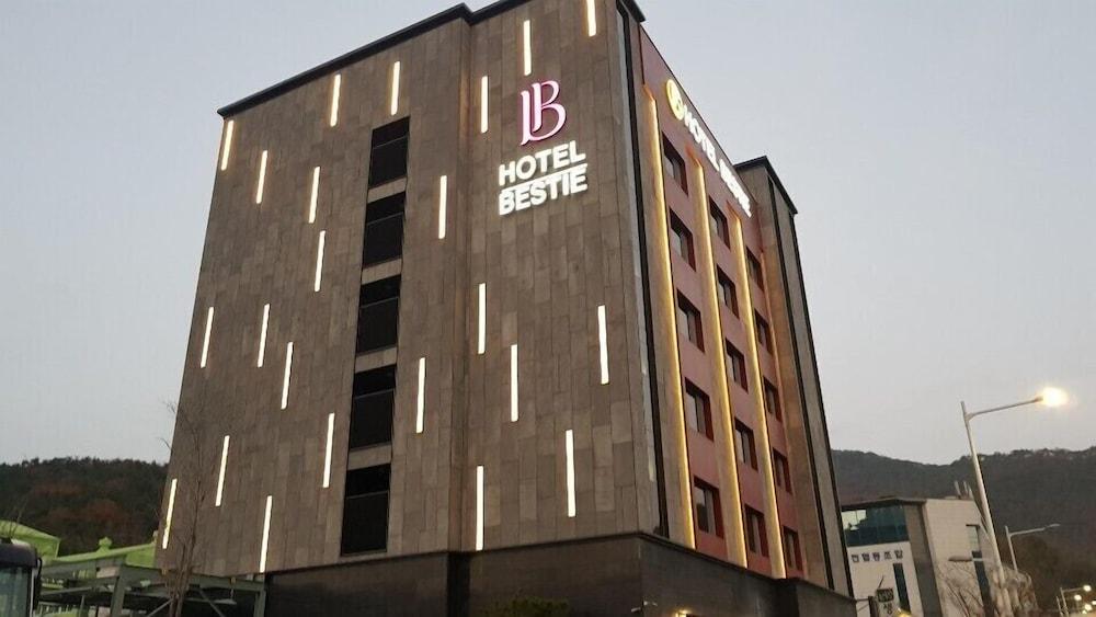 Bestie Hotel - Exterior