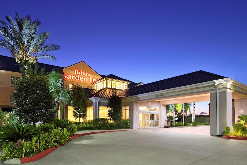 Hilton Garden Inn Beaumont, TX - Featured Image