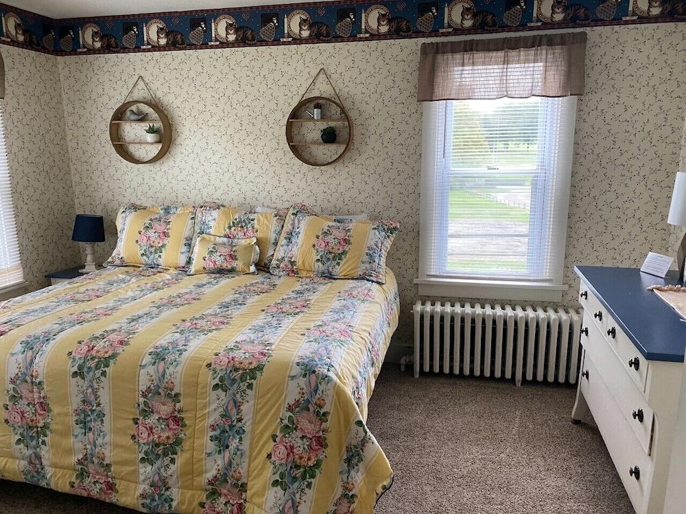 The John Butler House Bed & Breakfast - Room