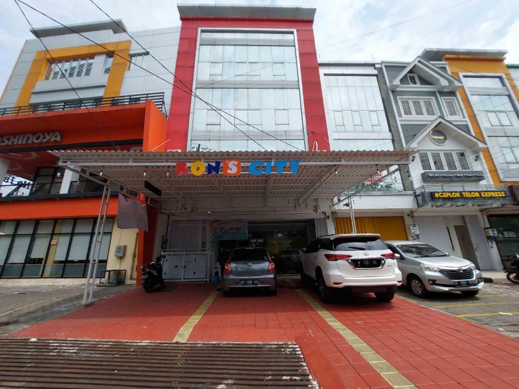 Rons City Hotel near Simpang Lima Semarang Mitra RedDoorz - Others