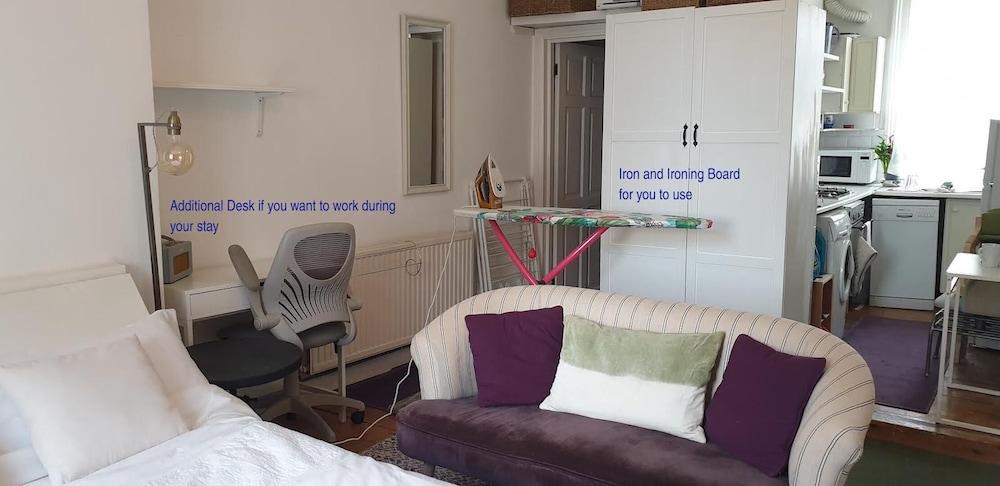شقة إستوديو رائعة ومريحة بسرير واحد قابل للطي في الجدار في شمال غرب لندن - Interior