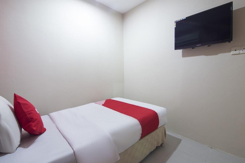 OYO 89586 Hotel MNY Wangsa Inn - Room