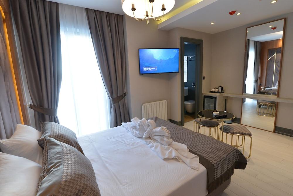 Santra Hotel - Room