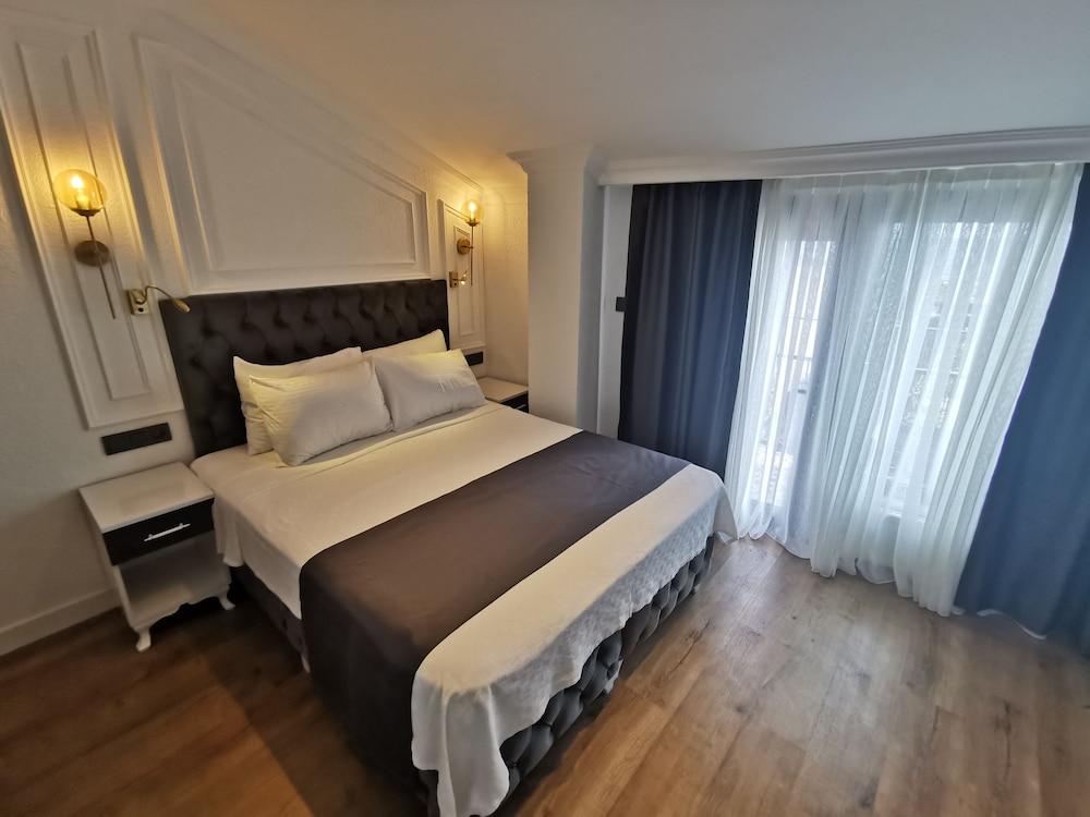 HOTEL EFZEN - Room