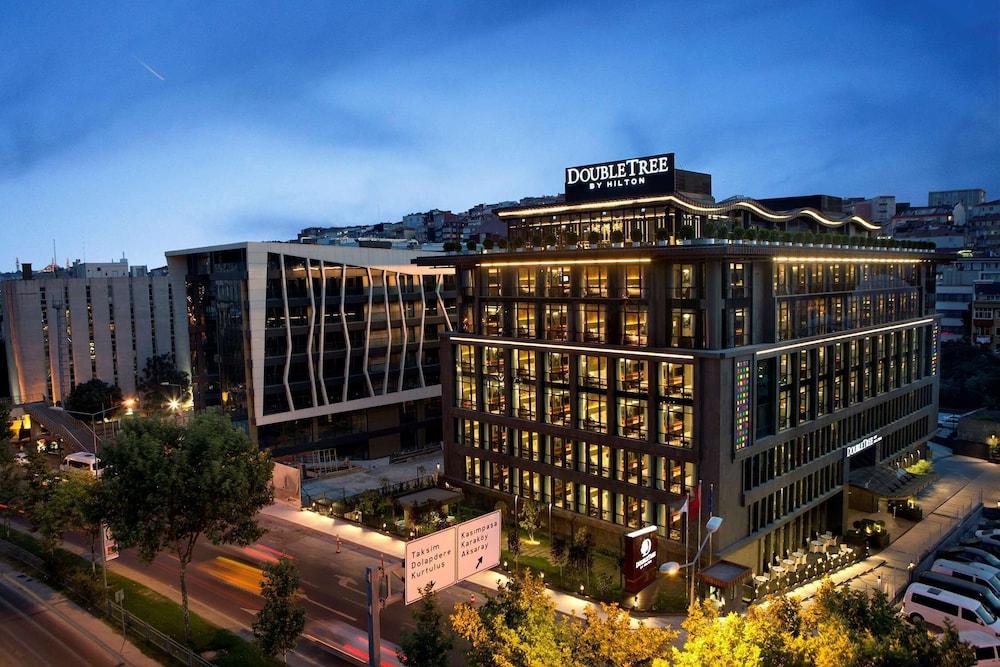 DoubleTree by Hilton Hotel Istanbul - Piyalepasa - Featured Image