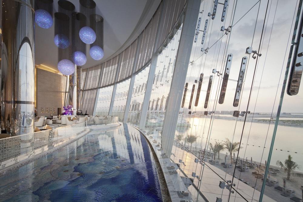 Conrad Abu Dhabi Etihad Towers - Lobby