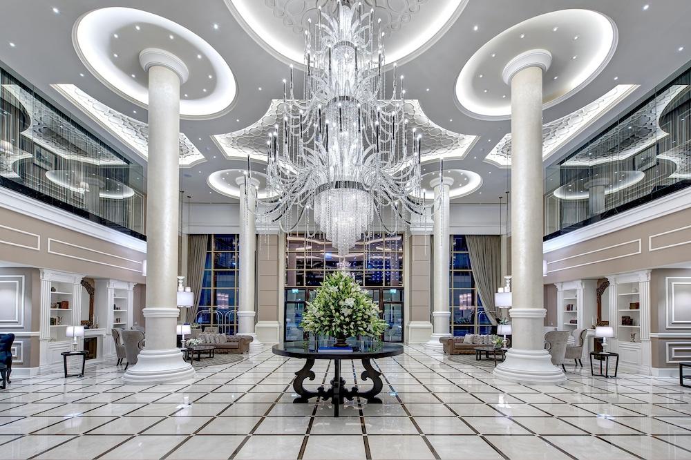 Dukes The Palm, a Royal Hideaway Hotel - Lobby
