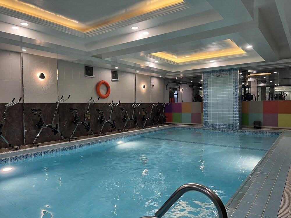 Remaj Hotel - Indoor Pool
