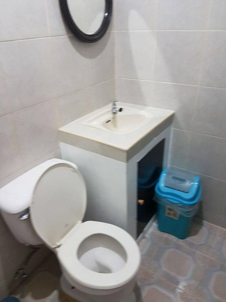 إيليسيتوس ريزورت بوراكاي - Bathroom