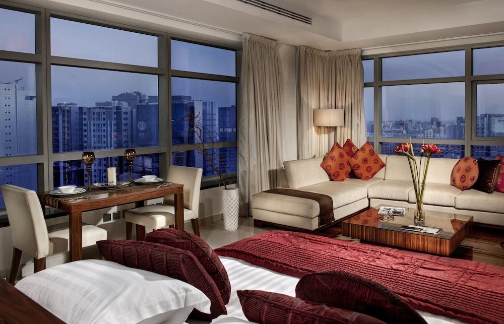 Fraser Suites Doha - Exterior