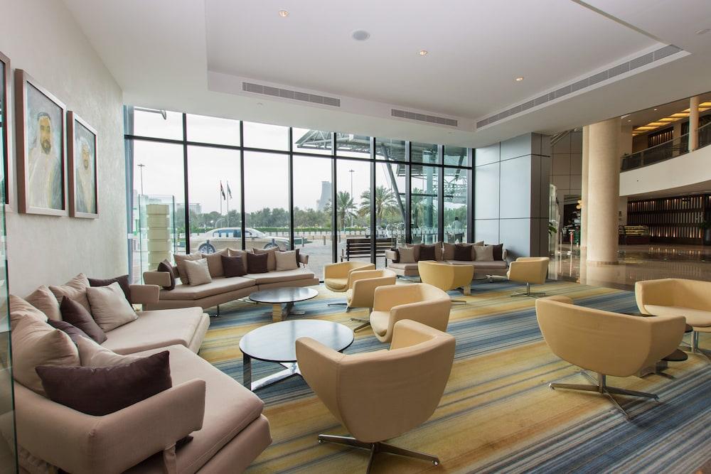 Holiday Inn Abu Dhabi, an IHG Hotel - Exterior