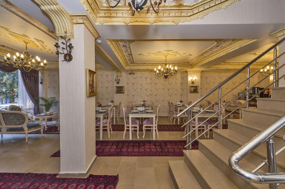 Istanbul Holiday Hotel - Interior