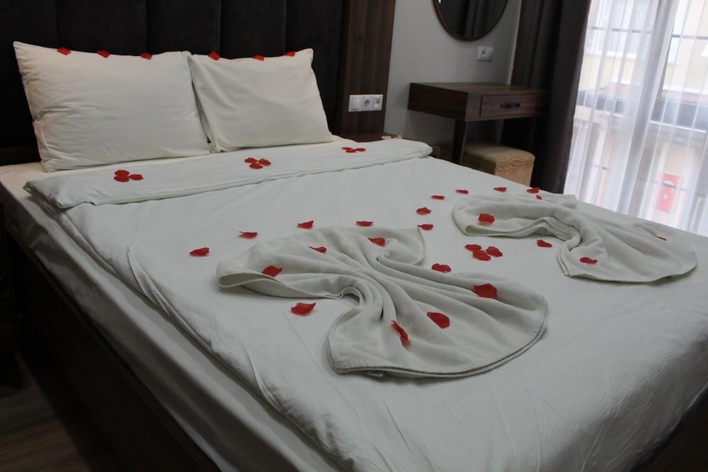 Han Suite Hotel - Room