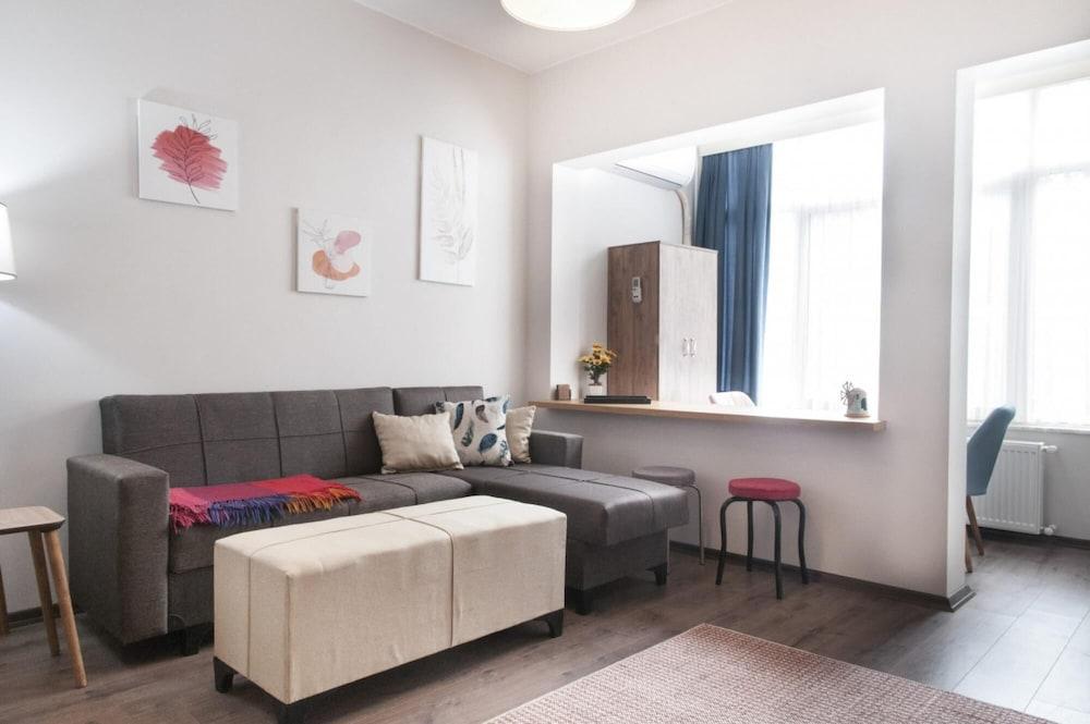 Central Apartment in the Heart of Sisli - Featured Image