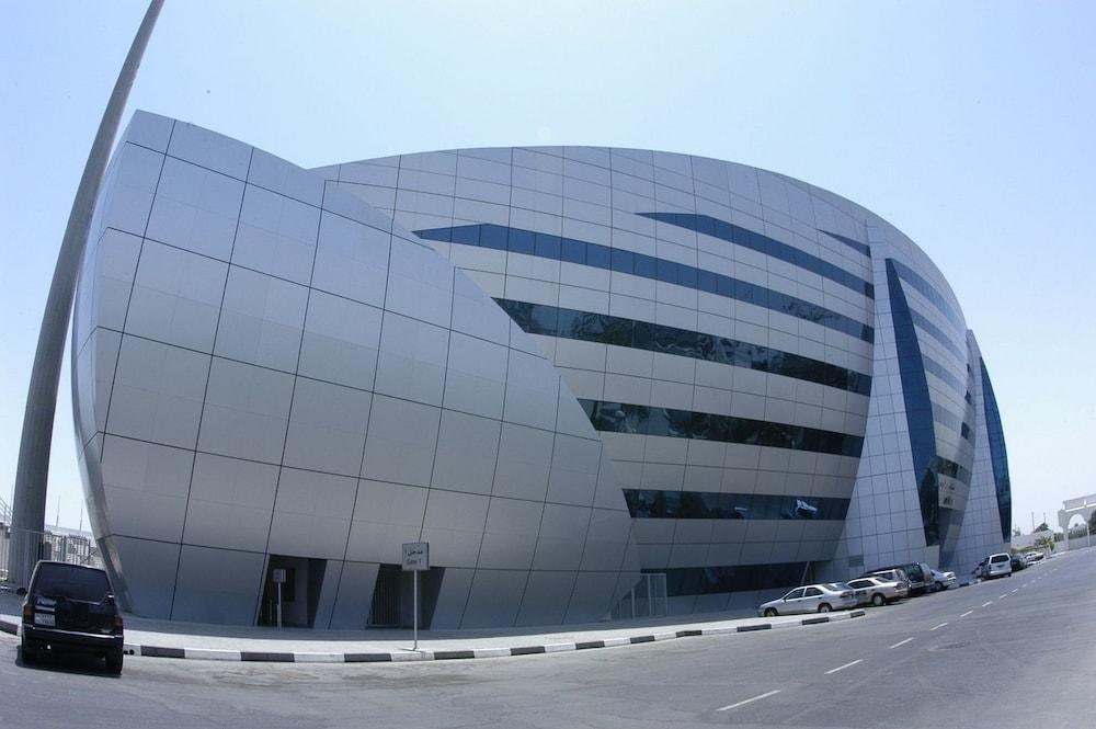 فندق نادي الجزيرة - Featured Image