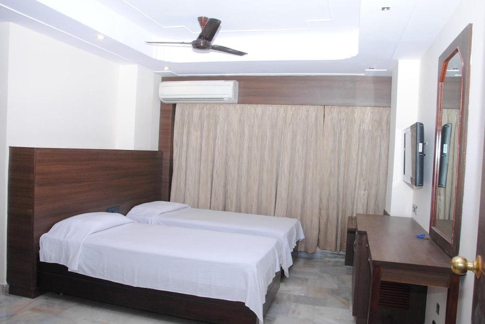 Jaya Residency - Room