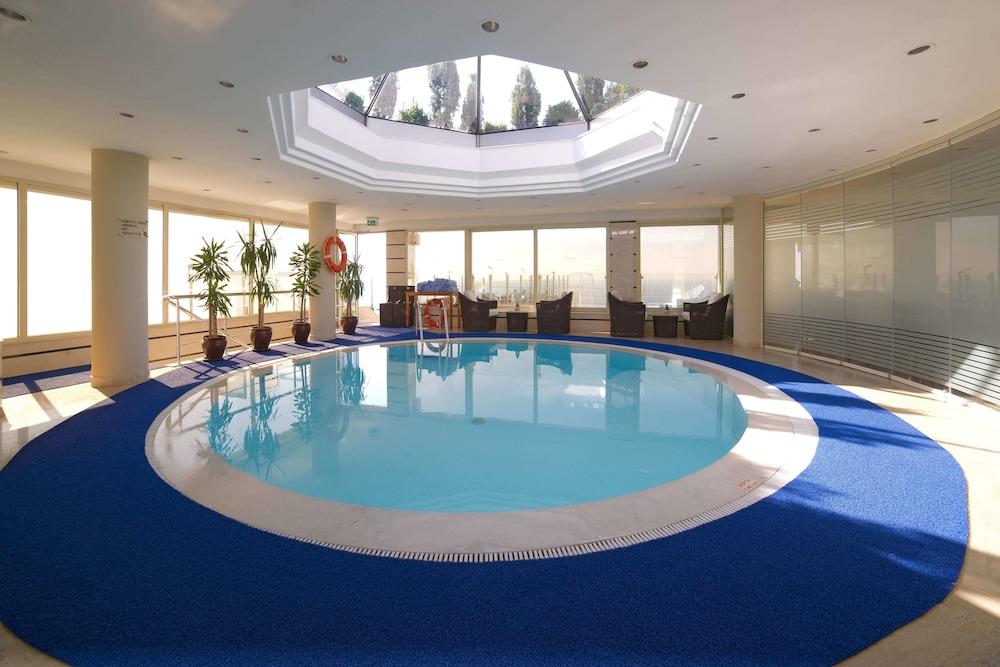 Radisson Hotel President Old Town Istanbul - Indoor Pool