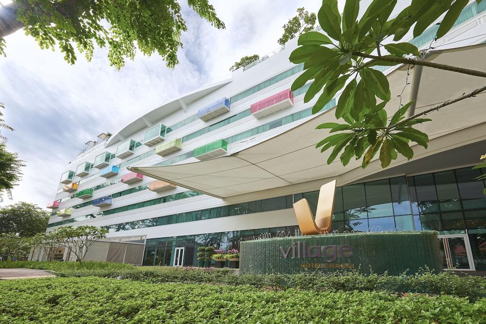 Village Hotel Changi by Far East Hospitality - Featured Image
