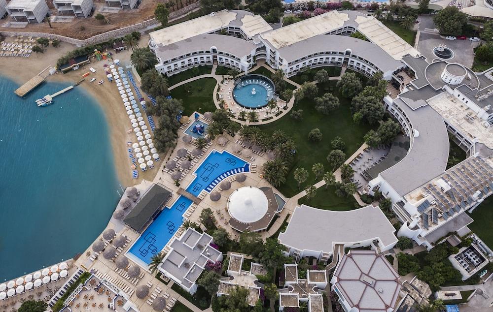 Hotel Samara - Aerial View