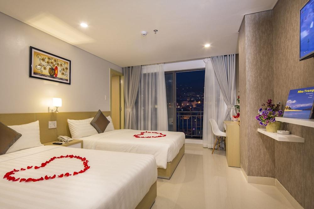 Love Nha Trang Hotel - Room