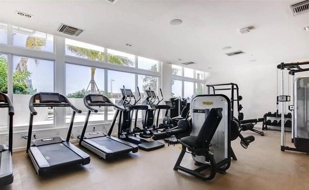 914 Tiffany House 1 Bedroom Condo by RedAwning - Fitness Facility