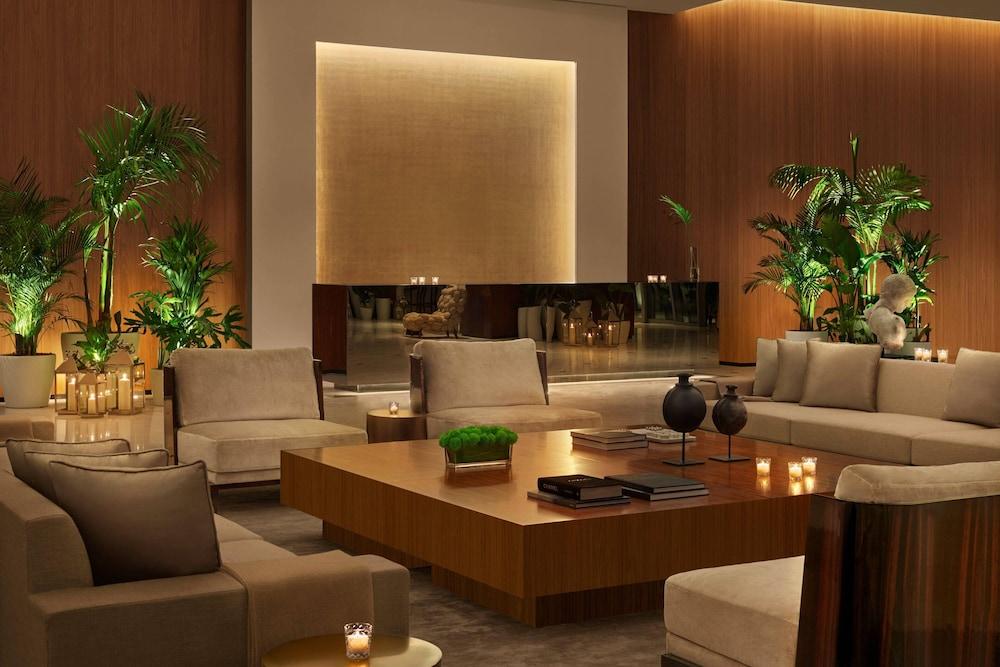 إديشن أبو ظبي - Lobby Lounge