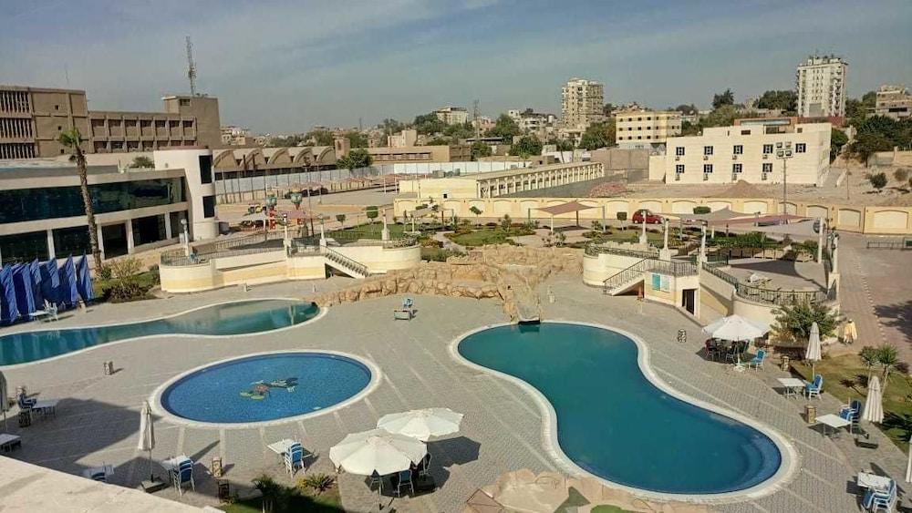 فندق هورايزون لوالوات النيل - Outdoor Pool