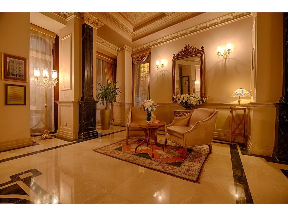 Anemon Hotel Galata - Special Class - Lobby Sitting Area