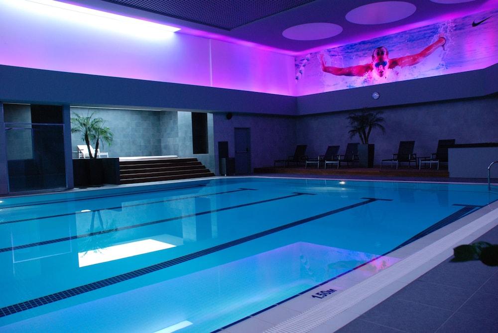 Point Hotel Barbaros - Indoor Pool