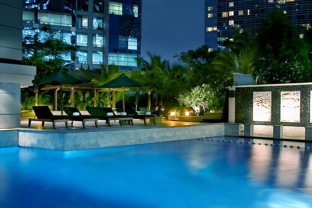 JW Marriott Hotel Jakarta - Pool