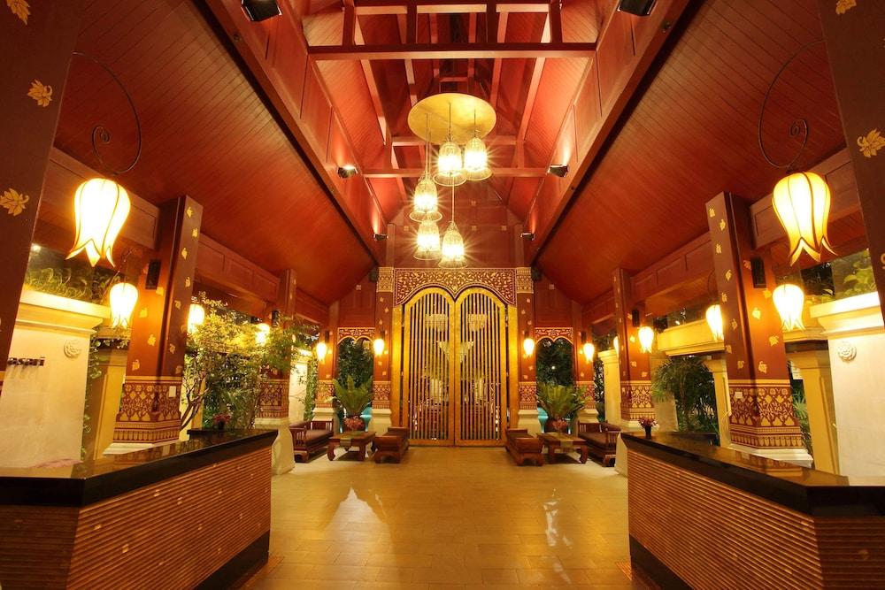 Burasari Phuket Resort & Spa - Interior Entrance