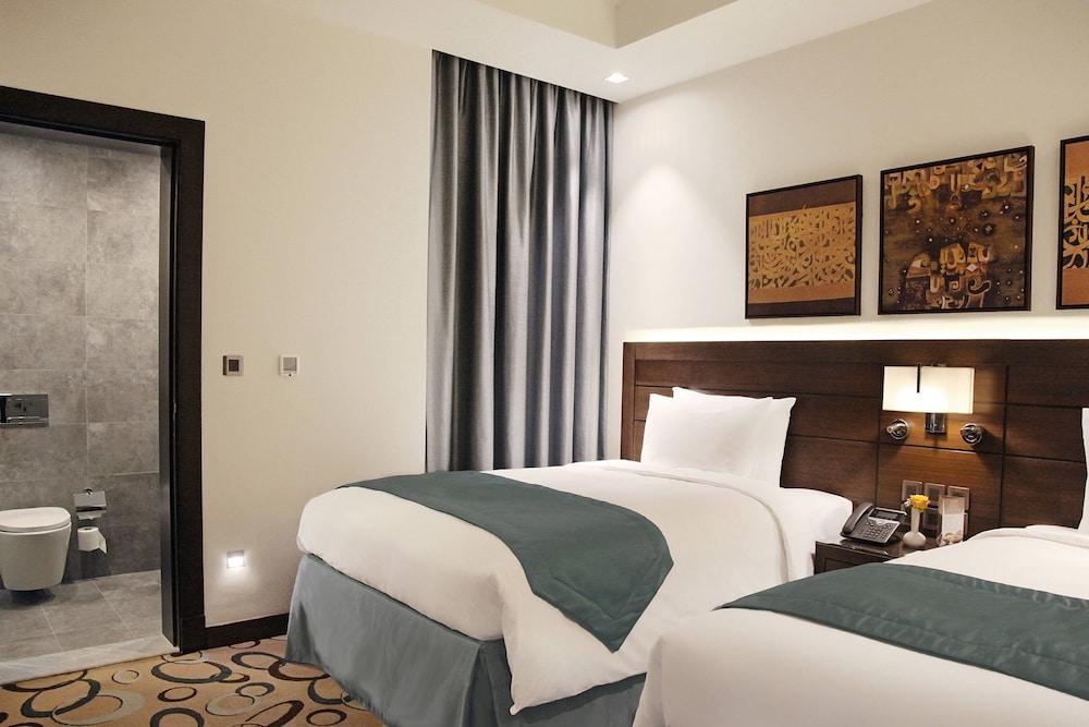 Marriott Executive Apartments Madinah - Room