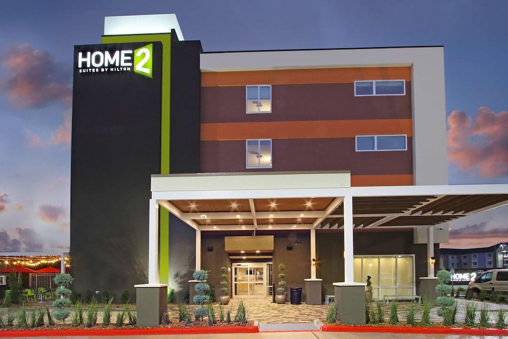 Home2 Suites by Hilton Beaumont - Exterior