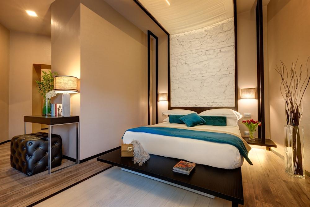 Dharma Luxury Hotel - Room