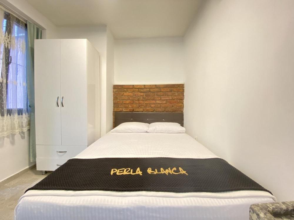Comfy and Central Studio Flat Near Istiklal Street - Room