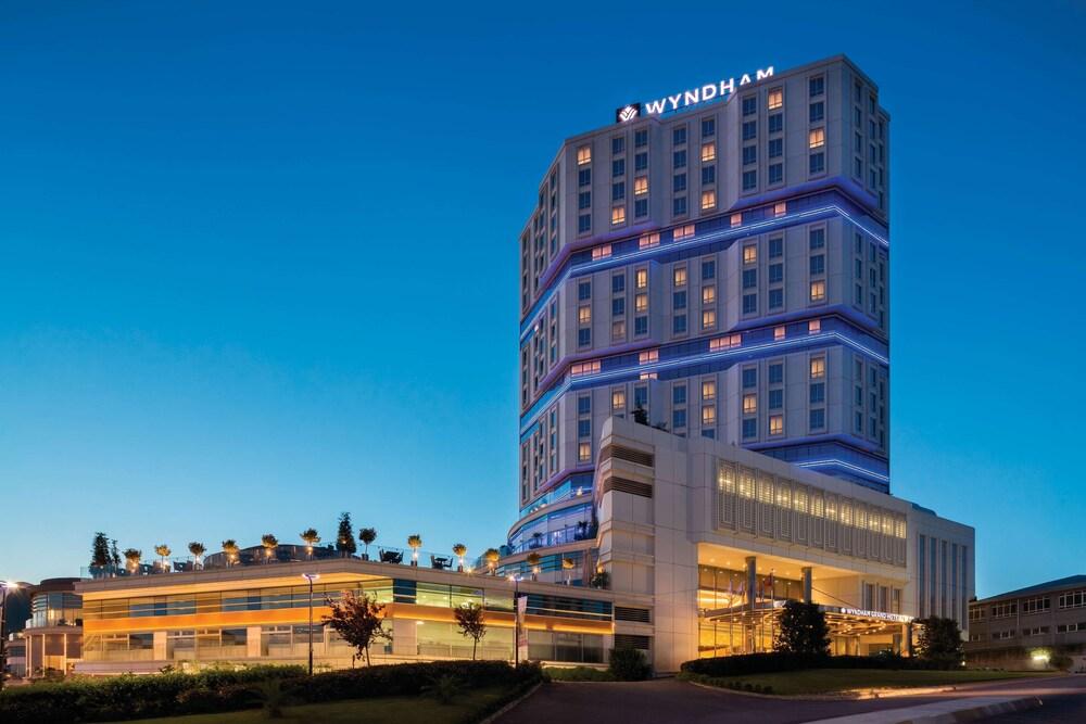 Wyndham Grand Istanbul Europe - Featured Image